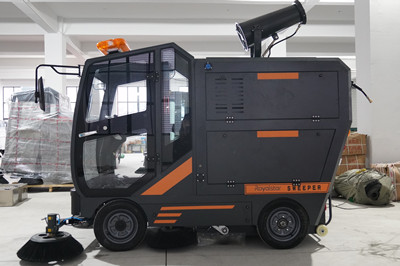 工業(yè)掃地機廠家的工業(yè)電動掃地機環(huán)衛(wèi)阿姨可以操作嘛